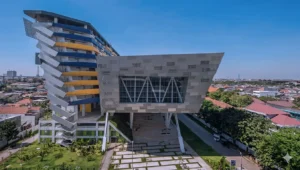 Hunian kos dekat universitas petra surabaya
